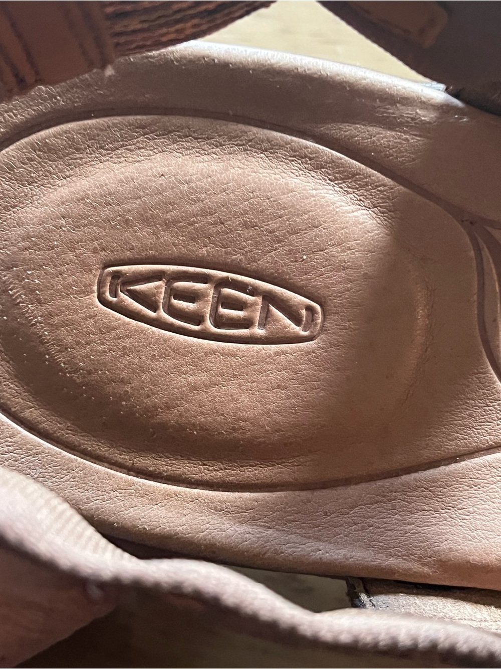 Keen Brown Strappy Wedge Sandals with Multitone Fabric.colors brown,pink,orange - Picture 6 of 8